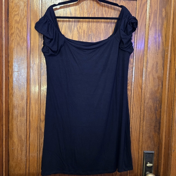 ASOS DESIGN Black Mini Dress Fluffy Cap Sleeves Shortsleeve Scoop Neck Size 14 - Picture 3 of 11